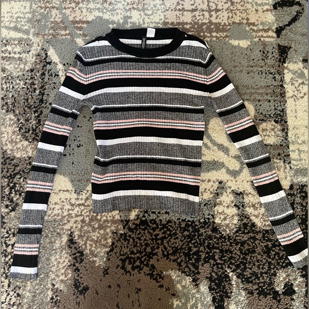 H&M (Divided): (SMALL) Long Sleeve fitted Stripe Sweater